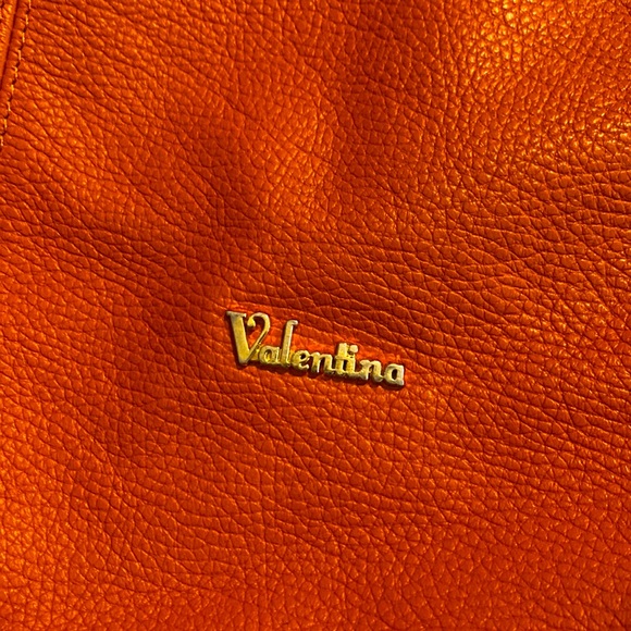 Valentina Italian Leather Handbag - Picture 3 of 10
